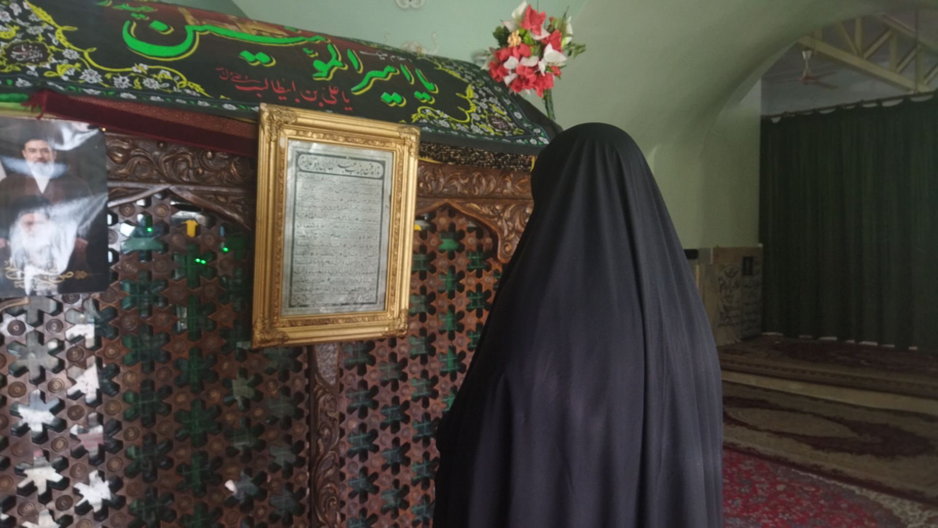 امامزاده عبدالله میزبان زائران خود در روز طبیعت شد 
