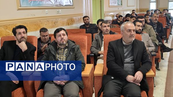 برگزاری تبیین و تشریح برنامه‌های فعالیت فراگیر پرورشی در نظرآباد