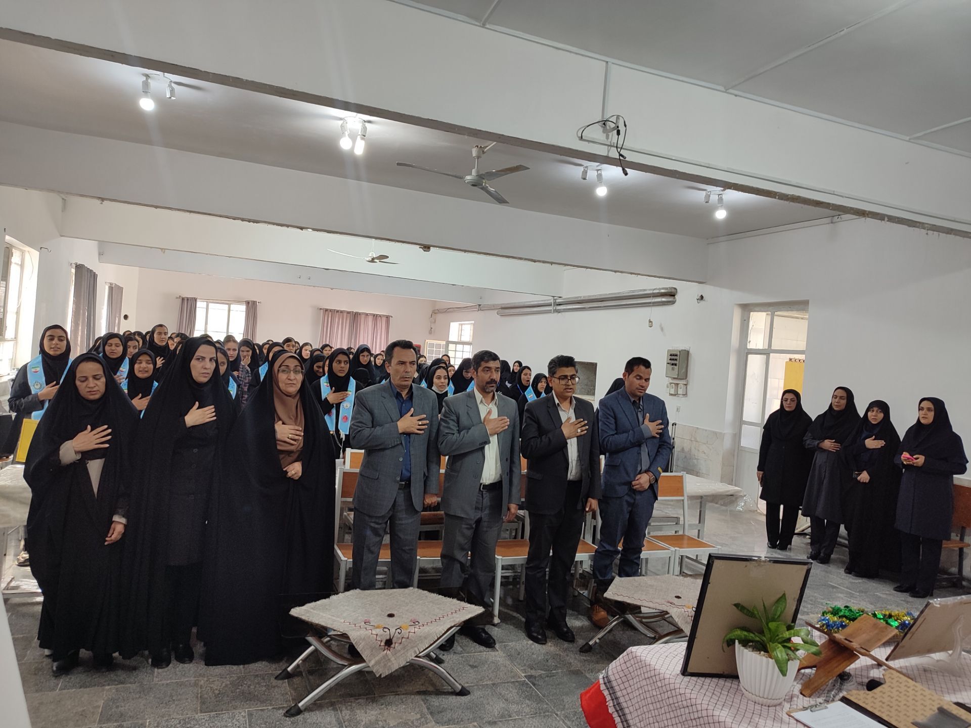 جشن عاطفه‌ها در زاوه