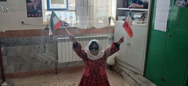 عطر انقلاب در دبستان امام جعفر صادق(ع) روستای تونه شهرستان باخرز