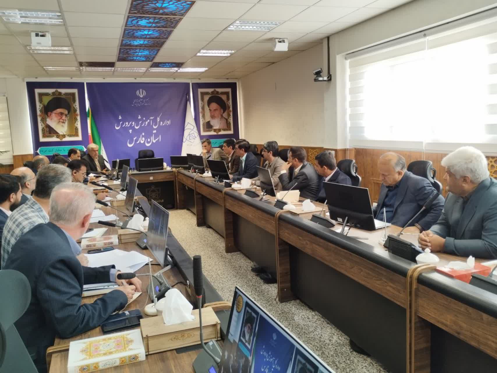 ۲۰۱معلم نمونه استان فارس تقدیر می شوند