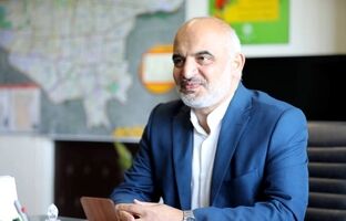 دانش‌آموزان سرمایه‌های ارتقای جامعه و ایران سربلند هستند