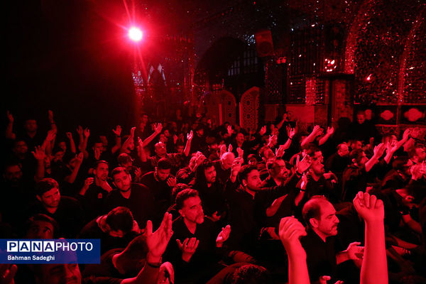 مراسم عزاداری شب تاسوعای حسینی (ع) در آستان امامزاده صالح(ع)