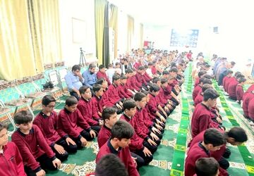  زنگ نماز در دبیرستان پسرانه شهید هاشمی نژاد ناحیه۲ مشهد