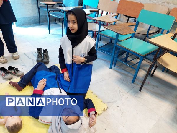 مسابقات علمی‌و‌مهارتی سفیران‌سلامت در ناحیه۲‌مشهد