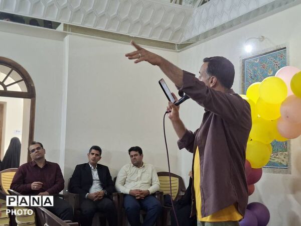 جشن پایان تحصیلی دانش‌آموزان ششم مدرسه شاهد پوررضایی