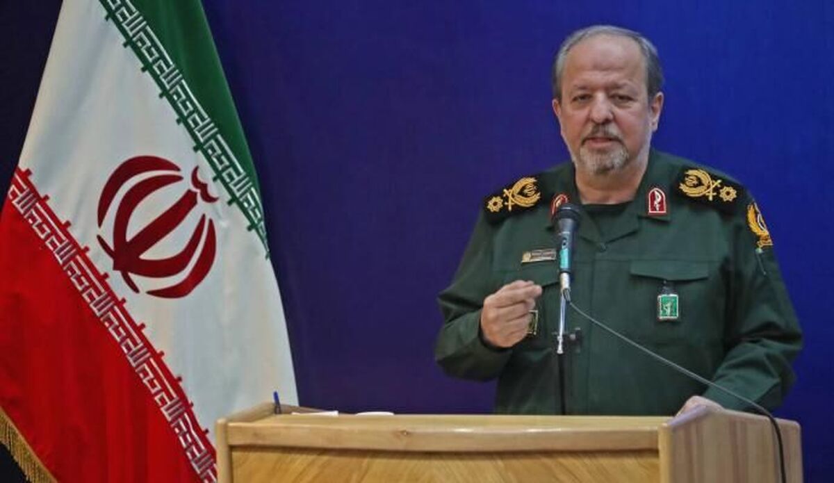 سرپرست وزارت دفاع: صنعت دفاعی باید سریع‌تر از نیاز میدان نبرد حرکت کند