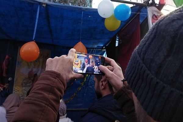 حضور مردم در مهمانی کیلومتری اعیاد شعبانیه نیشابور