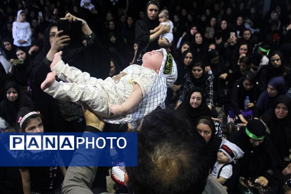 همایش شیرخوارگا‌ن حسینی در شهرستان فردیس 