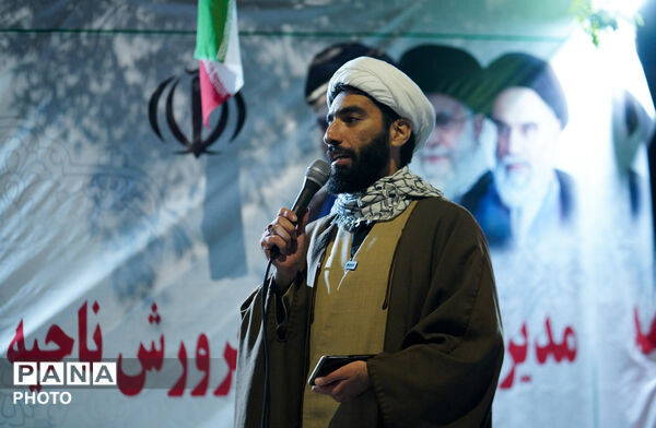 حماسه حضور فرهنگیان و دانش‌آموزان کرمانشاه در موکب «نحن المنتقمون» ناحیه یک