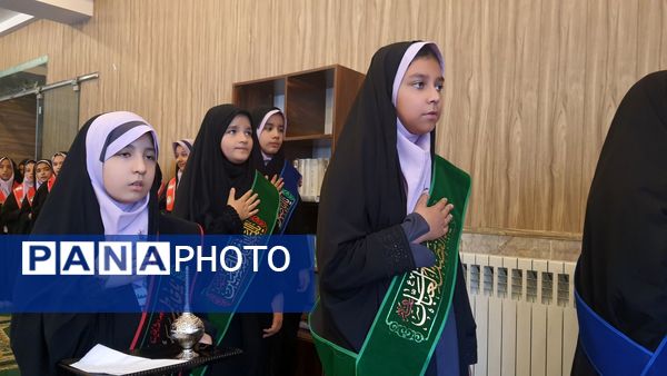 بزرگداشت شهدای خدمت در دبستان دخترانه شاهد تحقیقی ناحیه ۶