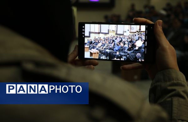 همایش «پازل هویت» 