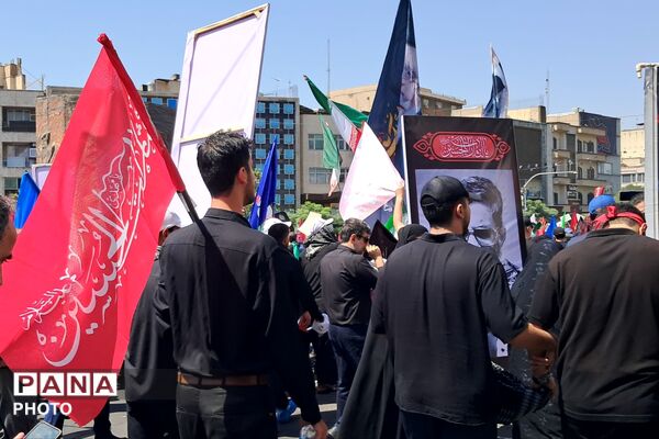 تهران؛ روایت بدرقه باشکوه یک ملت