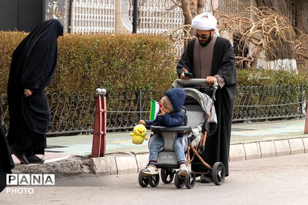 سربازان کوچک در اجتماع مردمی تبریز به خونخواهی از رهبر شهید
