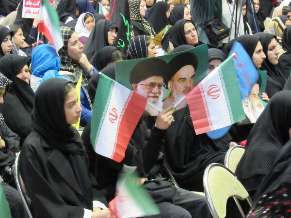 وحدت اهل تسنن و تشیع در اجتماع عظیم زینبیون سنندج