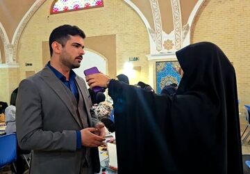 زبان نسل جدید، زبان هنر است 