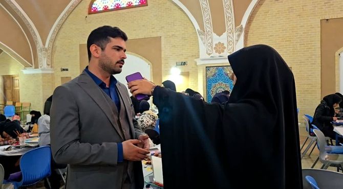 زبان نسل جدید، زبان هنر است 