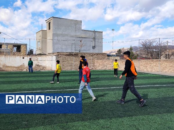 افتتاح چمن مصنوعی روستای قره مصلی