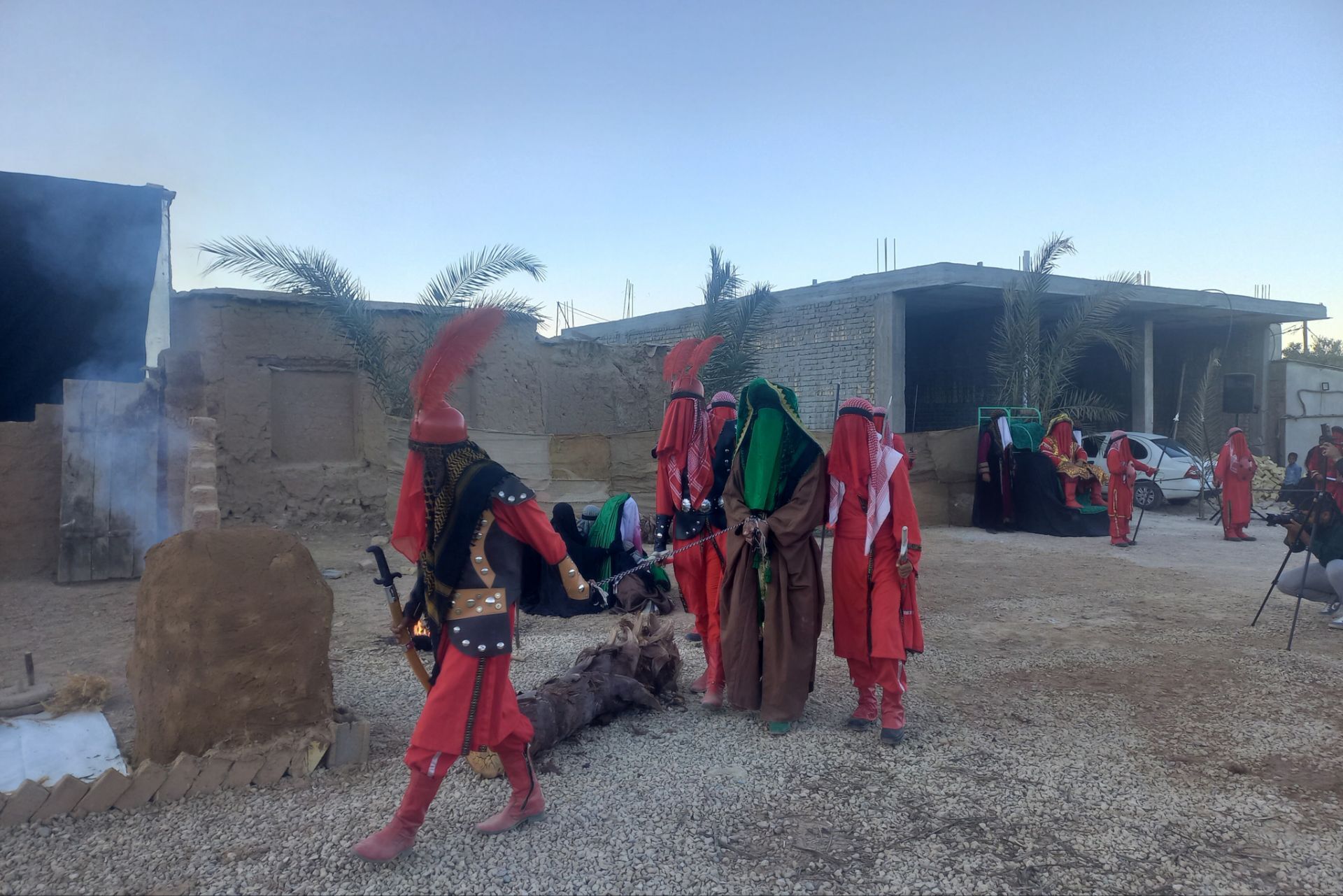 اجرای تعزیه شهادت حضرت زهرا (س) در روستای ظفرآباد شیراز