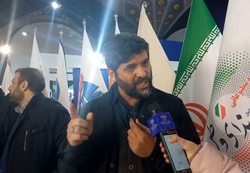 حضور معاون فرهنگی هنری سازمان بسیج مستضعفین کشور در نمایشگاه زاینده‌نور