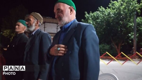 تجمعات شبانه مردم شهر بار برای رهبر شهید