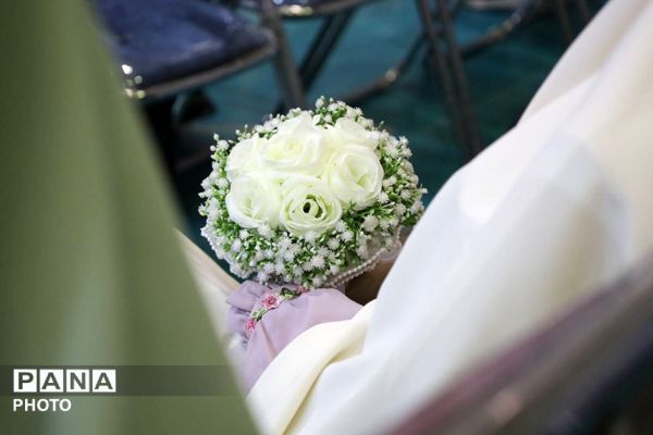 ندای هلهله فرشته‌ها در ورزشگاه انقلاب کرج 