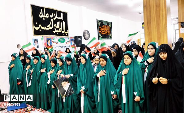 اجتماع دختران جانفدا در شهر جعفریه قم 