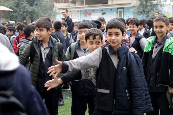 صبحگاه دانش در دبستان خیراندیشان گرگان