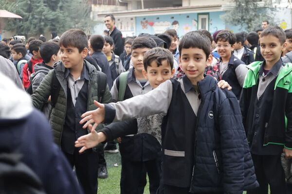صبحگاه دانش در دبستان خیراندیشان گرگان