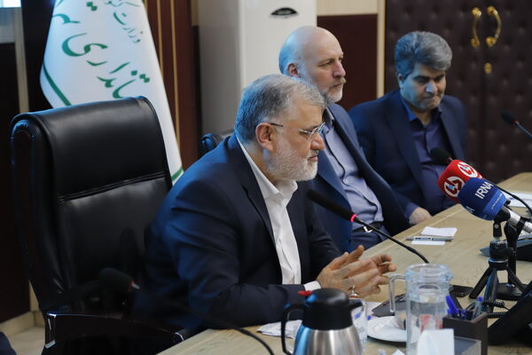آغاز به‌کار نشست مشترک مدیران مناطق با استاندار تهران 
