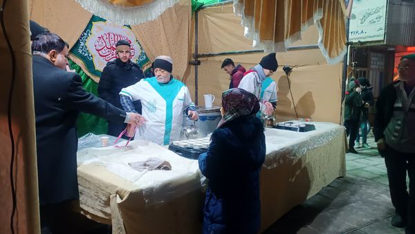 موکب پذیرایی مسجدالرضای نیشابور به‌مناسبت میلاد امام زمان (عج)