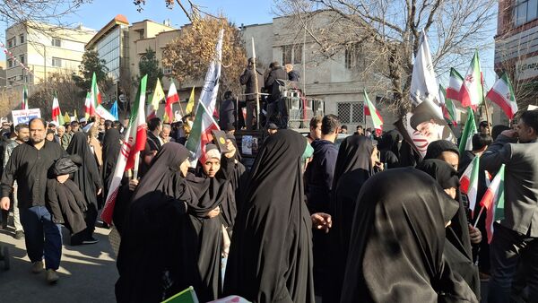 جلوه‌های باشکوه حضور مردم قم در راهپیمایی ۲۲ دی