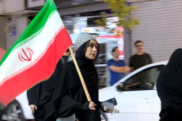 حضور مردم غیور کرج در هشتاد و یکمین شب از تجمعات مردمی