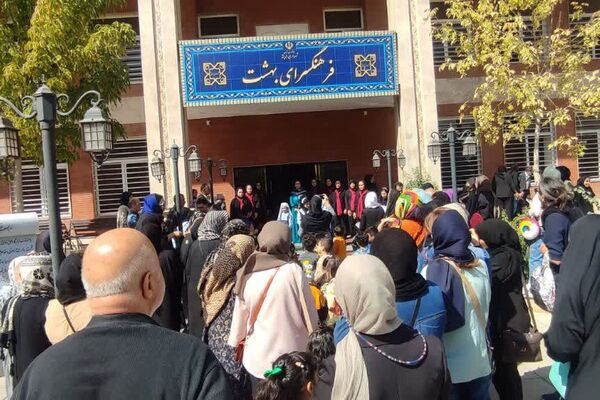 برگزاری پویش سلامت در فرهنگسرای بهشت؛ هدیه‌ای برای سالمندان
