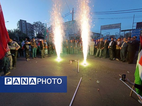 جشن پیروزی عملیات وعده صادق در میانه
