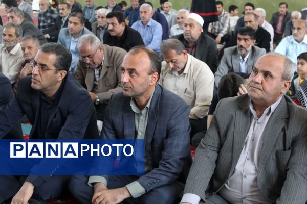 بزرگداشت مقام معلم در نماز جمعه گلوگاه 