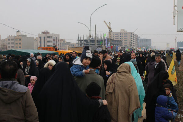 جلوه های حضور خادمان نوجوان در شادپیمایی مسجد جمکران
