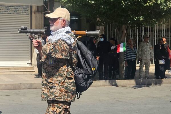 راهپیمایی جان‌فدایان ایران در شیراز - 1