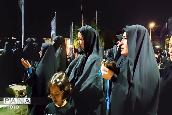 هیئت زنجیر زنی در هشتمین شب از ماه محرم الحرام در حسینیه شهدای شهر بار