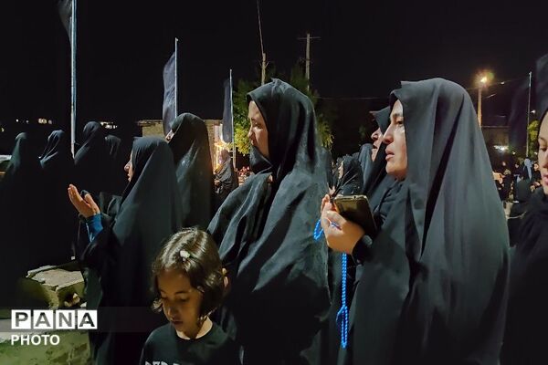 هیئت زنجیر زنی در هشتمین شب از ماه محرم الحرام در حسینیه شهدای شهر بار