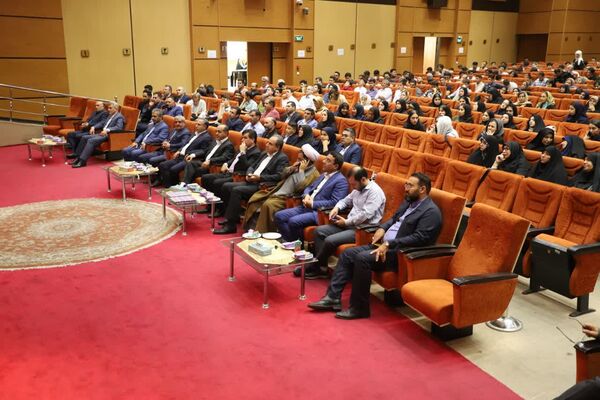 آیین نکوداشت منتخبین مرحله استانی چهل و سومین دوره مسابقات فرهنگی و هنری فردا