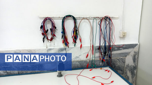 مسابقات علمی علوم تجربی در پژوهش سرای رازی مشهد 