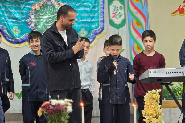 جشن میلاد با سعادت حضرت مهدی موعود(ع)در دبستان حاج همت بهارستان ۲
