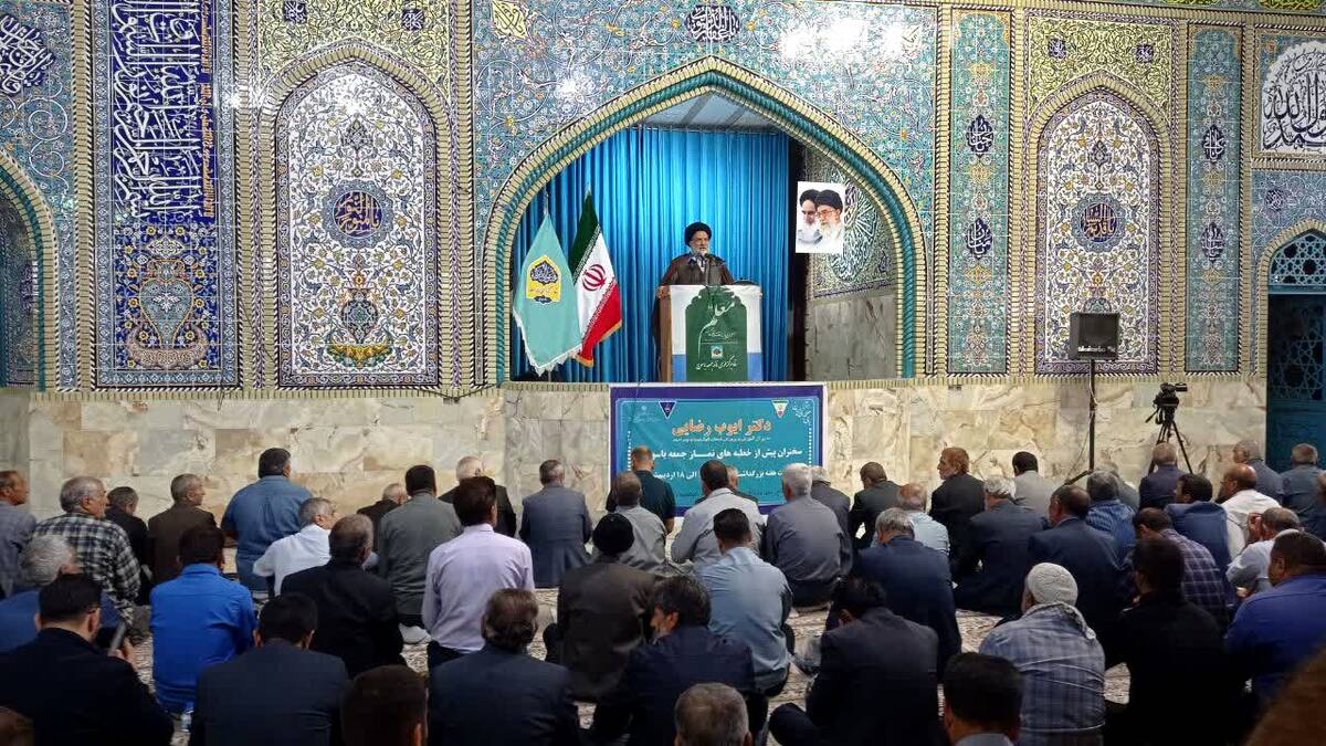 حضور مردم یاسوج در نماز جمعه 