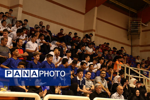 مشعل مسابقات کشوری ورزش دانش‌آموزی در تبریز روشن شد