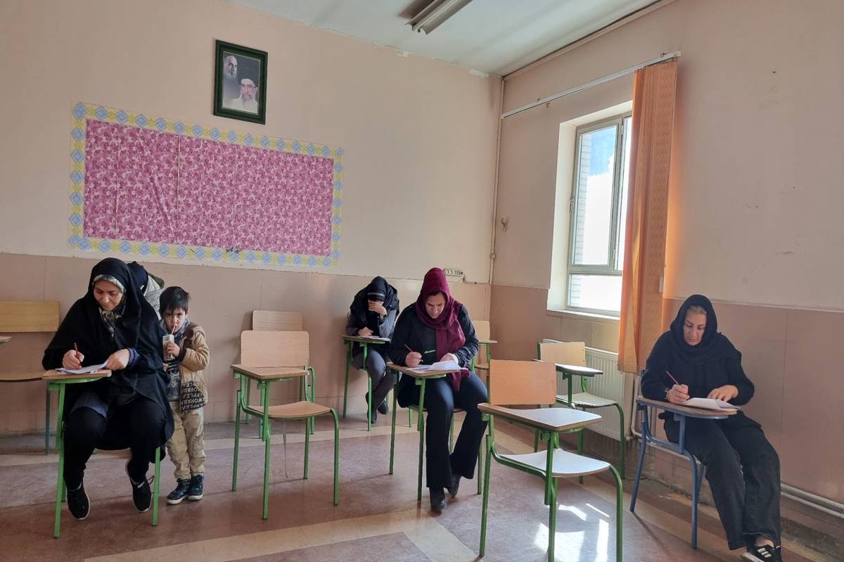 مسابقه کتابخوانی "سلامت از مزرعه تا سفره" در ملارد برگزار شد 