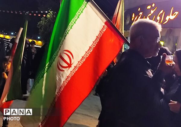 تجدید میثاق عزاداران زرقانی در شب عاشورای حسینی