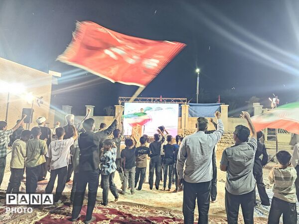اجتماع حماسی «دختران زینبی» در سندرک به مناسبت سالروز ولادت حضرت معصومه (س)