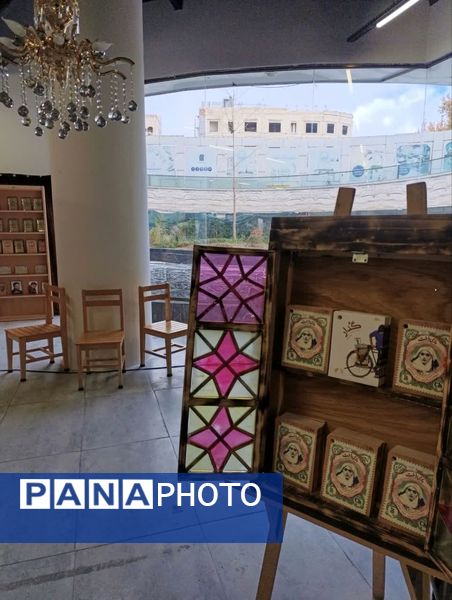 برپایی نمایشگاه کتاب در مجتمع طلای سفید بجنورد 