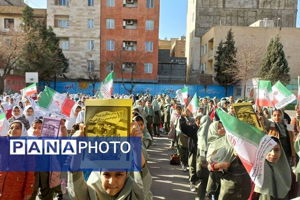 طنین زنگ انقلاب در مدارس شهرستان شهریار 